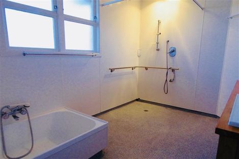 Photo of property in 91 Manu Crescent, Upper Vogeltown, New Plymouth, 4310