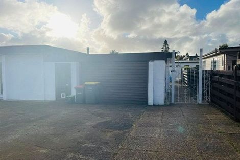 Photo of property in 13 Park Estate Road, Rosehill, Papakura, 2113
