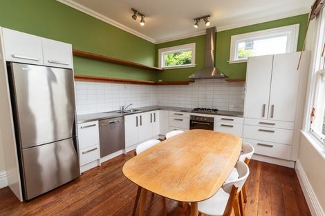 Photo of property in 29 Mortimer Terrace, Aro Valley, Wellington, 6021