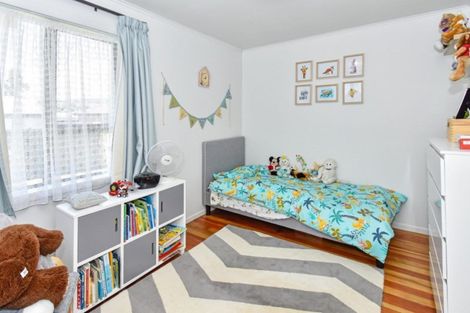 Photo of property in 1/42 Sutton Crescent, Papakura, 2110