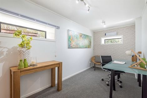 Photo of property in 3/5 Gordon Avenue, Forrest Hill, Auckland, 0620