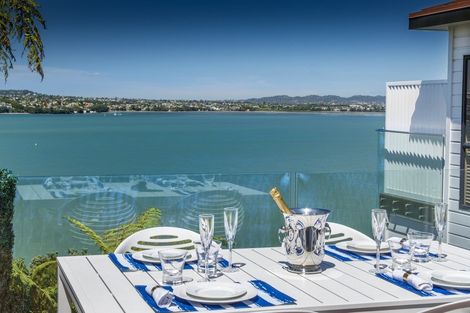 Photo of property in 2/26 Tizard Road, Birkenhead, Auckland, 0626