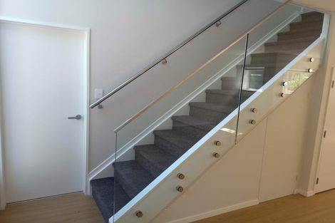 Photo of property in 39a Tui Glen Road, Birkenhead, Auckland, 0626