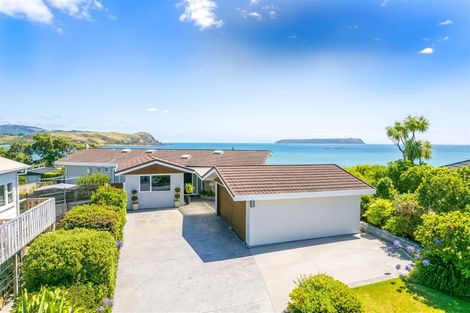 Photo of property in 11 Motuhara Road, Plimmerton, Porirua, 5026