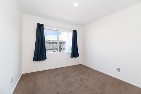Photo of property in 87 Pooks Road, Ranui, Auckland, 0612