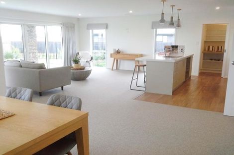 Photo of property in 3 Papawhero Drive, Bell Block, New Plymouth, 4312