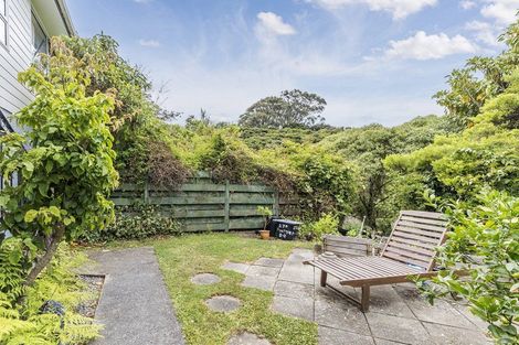 Photo of property in 27a Penryn Drive, Camborne, Porirua, 5026