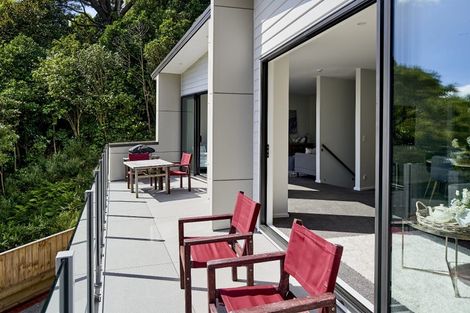 Photo of property in 1/35 Nikau Street, Eastbourne, Lower Hutt, 5013