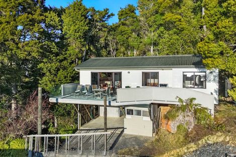 Photo of property in 43 Kings Road, Paihia, 0200