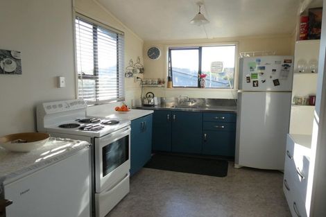 Photo of property in 47 Omapere Street, Dobson, Greymouth, 7805