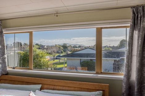 Photo of property in 41 Belvedere Avenue, Waikanae, 5036