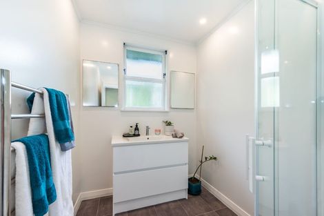 Photo of property in 86a Winara Avenue, Waikanae, 5036