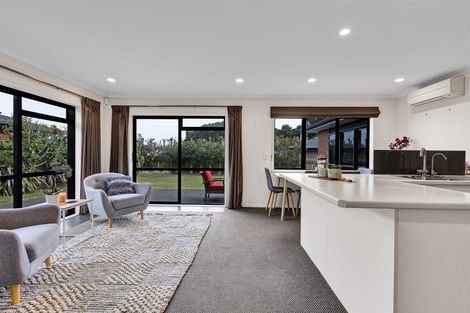 Photo of property in 23b Marlin Terrace, Bell Block, New Plymouth, 4312