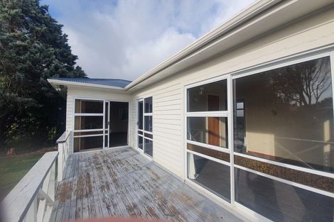 Photo of property in 21 Havelock Place, Blagdon, New Plymouth, 4310