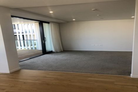 Photo of property in 105/8a Lake Pupuke Drive, Takapuna, Auckland, 0622