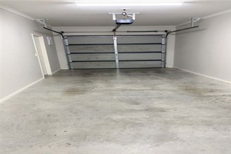 Photo of property in 10 Vincent Lane, Hobsonville, Auckland, 0616