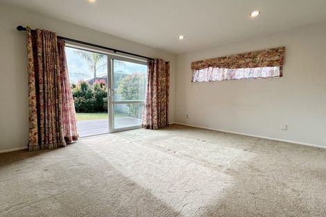 Photo of property in 16 Timberland Drive, Silverdale, 0932