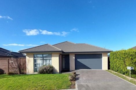 Photo of property in 15 Rossall Crescent, Rolleston, 7615