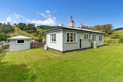 Photo of property in 14 Blackhill Road, Tinui, 5894