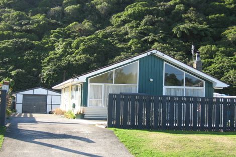 Photo of property in 67 Gillespies Road, Birchville, Upper Hutt, 5018