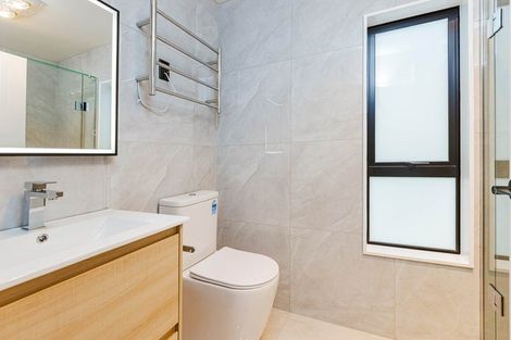 Photo of property in 16d Smedley Street, Manurewa, Auckland, 2102