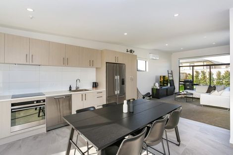 Photo of property in 12 Park Chester Road, Pukekohe, 2120