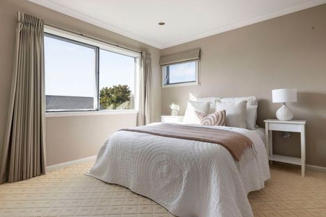 Photo of property in 28 The Esplanade, Huntington, Hamilton, 3210