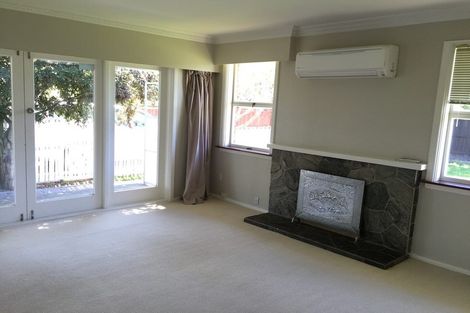 Photo of property in 87 Memorial Avenue, Ilam, Christchurch, 8053