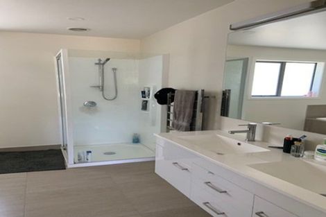 Photo of property in 51-53 Shaw Road, Oratia, Auckland, 0604