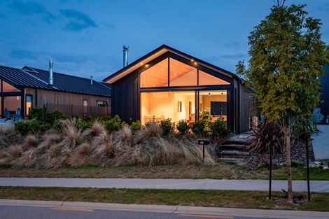 Photo of property in 49a Northburn Road, Wanaka, 9305