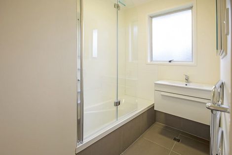 Photo of property in 1/48 Archmillen Avenue, Pakuranga Heights, Auckland, 2010