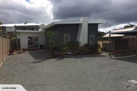 Photo of property in 8 Papaka Road, Ngunguru, Whangarei, 0173