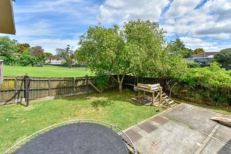 Photo of property in 4 Dulcie Place, Red Hill, Papakura, 2110