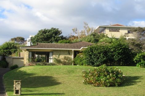 Photo of property in 32 Weggery Drive, Waikanae Beach, Waikanae, 5036