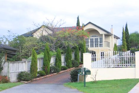 Photo of property in 26 Annalong Road, Dannemora, Auckland, 2016