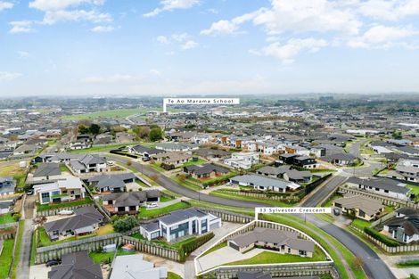 Photo of property in 33 Sylvester Crescent, Flagstaff, Hamilton, 3210