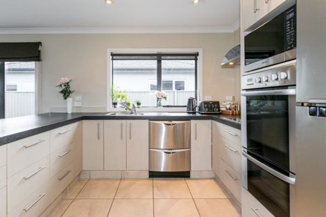 Photo of property in 8 Pania Place, Poraiti, Napier, 4112