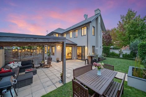 Photo of property in 2a Westburn Terrace, Burnside, Christchurch, 8041