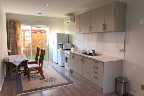 Photo of property in 1 Castlederg Drive, Flat Bush, Auckland, 2019