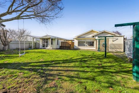 Photo of property in 21 Morrissey Street, Hawera, 4610
