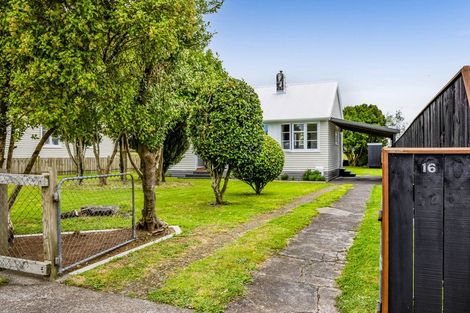 Photo of property in 16 Egmont Street, Kaponga, Hawera, 4679