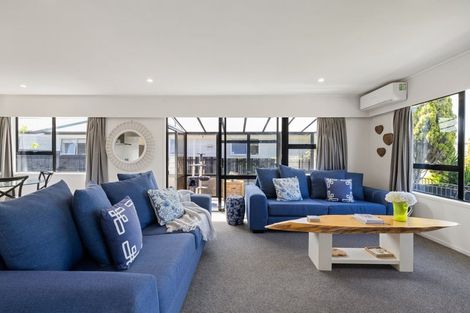 Photo of property in 4/88 Gloria Avenue, Te Atatu Peninsula, Auckland, 0610