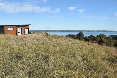 Photo of property in 9 Te Wairoa Lane, Tinopai, Matakohe, 0593