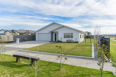 Photo of property in 33 Aparima Place, Awatoto, Napier, 4110