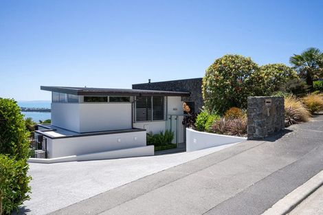 Photo of property in 8 Avery Place, Redcliffs, Christchurch, 8081