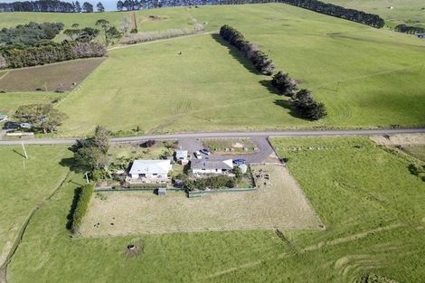Photo of property in 176 Waitapu Road, Aranga, Dargaville, 0376