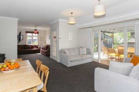Photo of property in 4 Milverton Avenue, Hokowhitu, Palmerston North, 4410