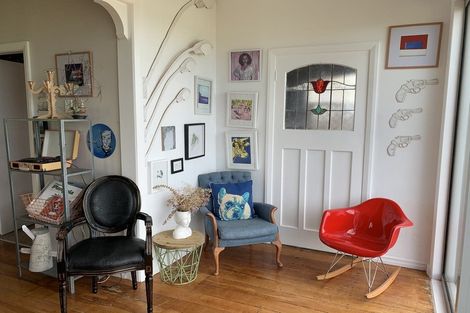 Photo of property in 52 Karaka Street, Castlecliff, Whanganui, 4501