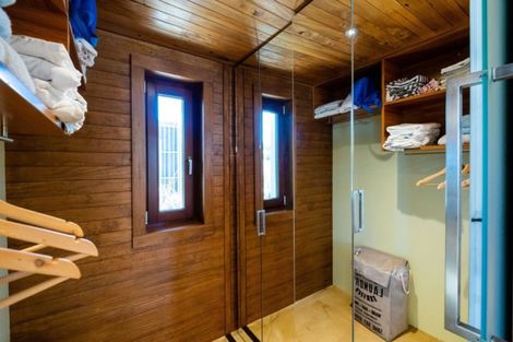 Photo of property in 28 Lightning Ridge View, Waimarama, 4294