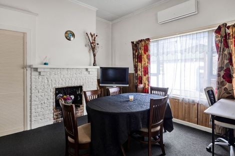 Photo of property in 49 Collins Street, Hawera, 4610